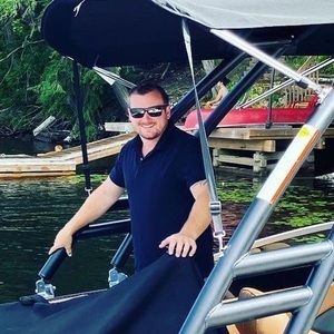 Meet your Posher, Chris
